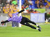 Concacaf suspende siete partidos a Nahuel Guzmán